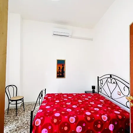 Calabria Experience **** アパート モンテジョルダーノ